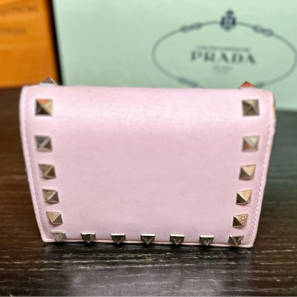 Valentino Garavani Rockstud Bifold Snap Wallet - Picture 4 of 10